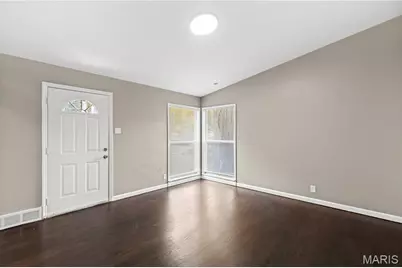1105 Apache Drive, Florissant, MO 63033 - Photo 5
