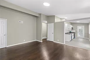 1105 Apache Dr, Florissant, MO 63033 - Photo 7