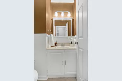 729 W Jewel Avenue, Saint Louis, MO 63122 - Photo 17