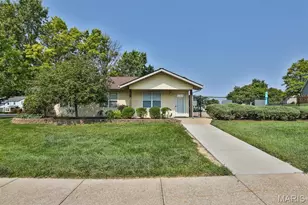 1615 Summergate Pkwy, Saint Charles, MO 63303 - Photo 23