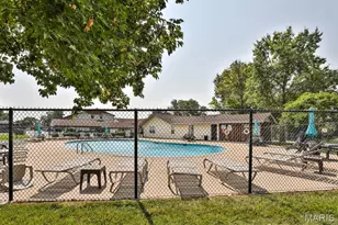 1615 Summergate Pkwy, Saint Charles, MO 63303 - Photo 25