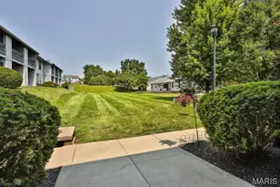 1615 Summergate Pkwy, Saint Charles, MO 63303 - Photo 21