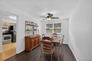 1920 Hunting Lake Ct, Saint Louis, MO 63122 - Photo 5