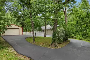 324 Bridlewood Rd, Festus, MO 63028 - Photo 3