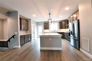 [Address not provided], Frontenac, MO 63131 - Photo 27