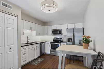 667 S Kirkwood Road #202, Saint Louis, MO 63122 - Photo 5