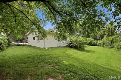 21 Saint Henry Court, Saint Charles, MO 63301 - Photo 25