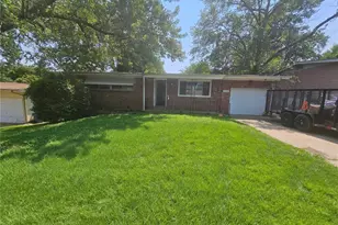 1738 Beecher Dr, Saint Louis, MO 63136 - Photo 1