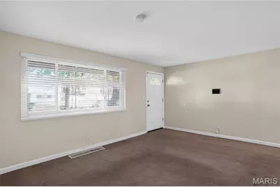 1738 Beecher Drive, Saint Louis, MO 63136 - Photo 7
