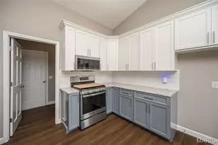 7567 Cinnamon Teal Dr, O'Fallon, MO 63368 - Photo 17