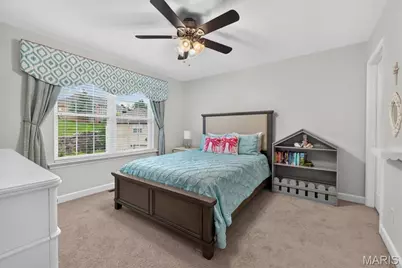 9818 Grandview Lake Court, Sunset Hills, MO 63127 - Photo 33