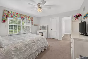 9818 Grandview Lake Ct, Sunset Hills, MO 63127 - Photo 29