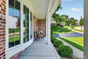 14768 Timberbluff Dr, Chesterfield, MO 63017 - Photo 13