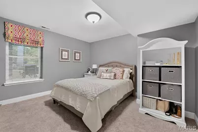 14768 Timberbluff Drive, Chesterfield, MO 63017 - Photo 53