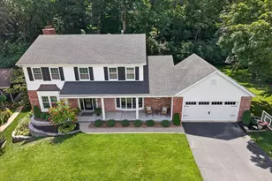 14768 Timberbluff Dr, Chesterfield, MO 63017 - Photo 3