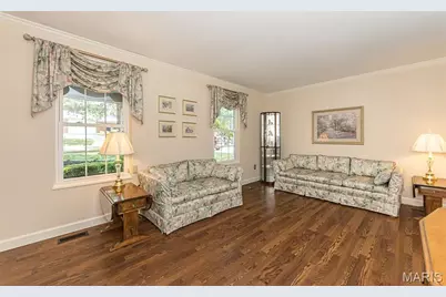 1524 Pheasant Ridge Drive, Ellisville, MO 63011 - Photo 5