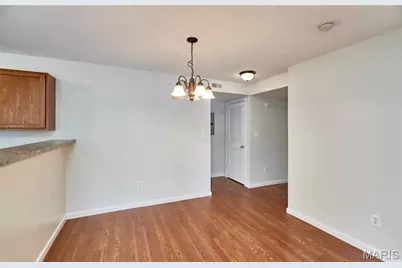 7101 Spring Creek Lane, O'Fallon, MO 63368 - Photo 9