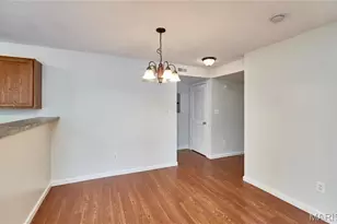 7101 Spring Creek Ln, O'Fallon, MO 63368 - Photo 9