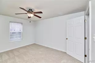7101 Spring Creek Ln, O'Fallon, MO 63368 - Photo 35