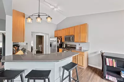 130 Wild Pigeon Ct, O'Fallon, MO 63368 - Photo 9