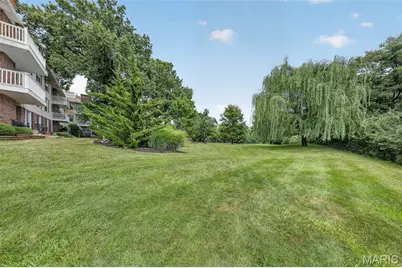 1530 Bedford Forge Court #15, Chesterfield, MO 63017 - Photo 5