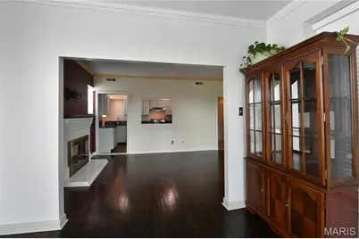 5567 Pershing Avenue #3W, Saint Louis, MO 63112 - Photo 9