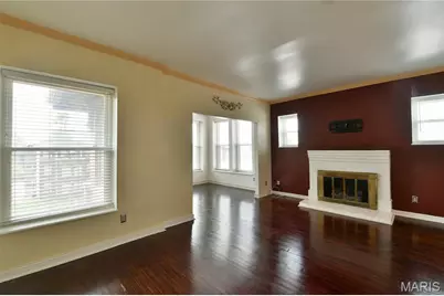 5567 Pershing Avenue #3W, Saint Louis, MO 63112 - Photo 3