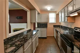5567 Pershing Ave, Saint Louis, MO 63112 - Photo 11