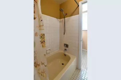 5567 Pershing Avenue #3W, Saint Louis, MO 63112 - Photo 23