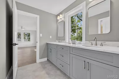 12 Beacon Hill Lane, Creve Coeur, MO 63141 - Photo 61