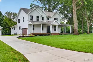12 Beacon Hill Ln, Creve Coeur, MO 63141 - Photo 1