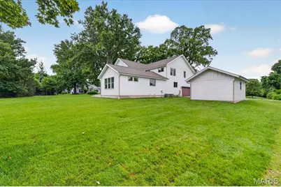 12 Beacon Hill Lane, Creve Coeur, MO 63141 - Photo 91