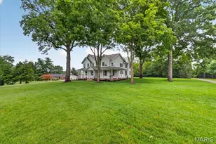 12 Beacon Hill Ln, Creve Coeur, MO 63141 - Photo 15