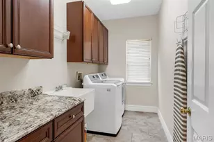 9217 Caddyshack Cir, Sunset Hills, MO 63127 - Photo 33