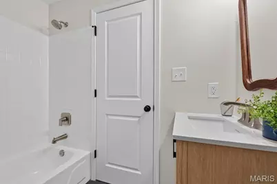 1315 Montrose Avenue, Saint Louis, MO 63104 - Photo 29