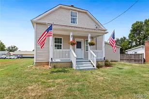 519 S Walnut St, Gerald, MO 63037 - Photo 1