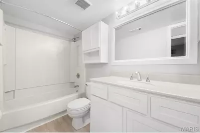 8912 Cardinal Terrace, Brentwood, MO 63144 - Photo 17