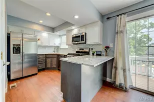 3166 Carrsville Ct, Saint Louis, MO 63139 - Photo 13