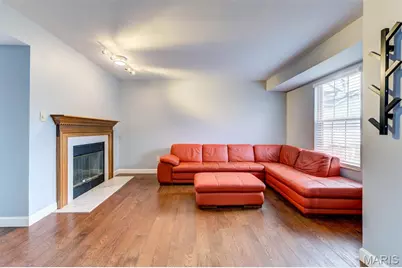 3166 Carrsville Court, Saint Louis, MO 63139 - Photo 7