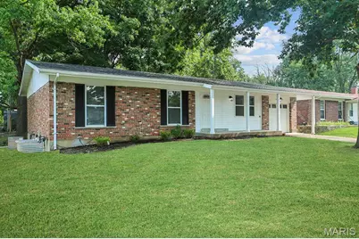 3855 Belcroft Drive, Florissant, MO 63034 - Photo 3