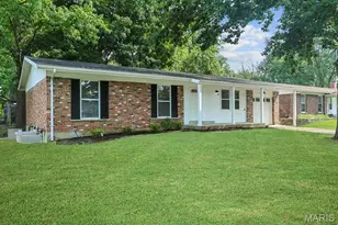 3855 Belcroft Dr, Florissant, MO 63034 - Photo 3