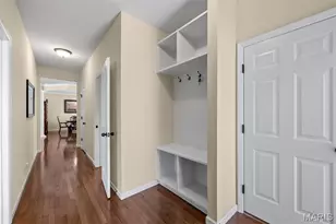 1633 Willowbrooke Manors Ct, Creve Coeur, MO 63146 - Photo 19