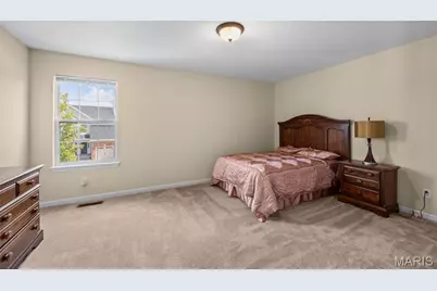 1633 Willowbrooke Manors Court, Creve Coeur, MO 63146 - Photo 25