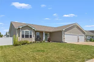 1811 Hackmann Hollow Dr, Wentzville, MO 63385 - Photo 1