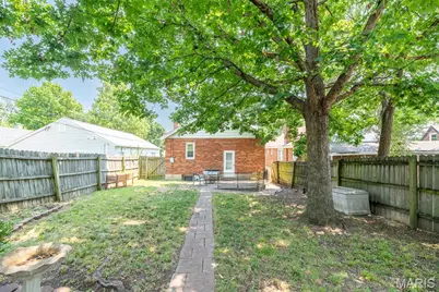 1457 Sproule Avenue, Saint Louis, MO 63139 - Photo 49