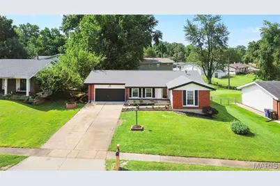 4494 Papal Drive, Florissant, MO 63033 - Photo 5