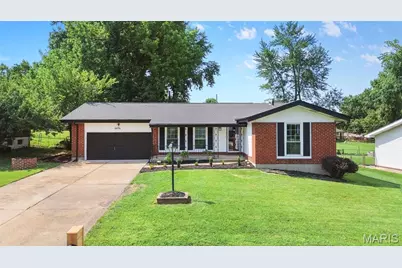4494 Papal Drive, Florissant, MO 63033 - Photo 1