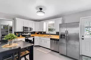 303 St Joseph Ave, O'Fallon, MO 63366 - Photo 9