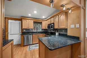 9024 Pilot Ave, Saint Louis, MO 63123 - Photo 15