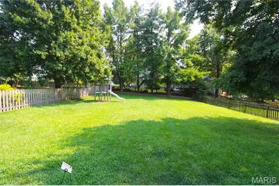 912 Oakwood Farms Lane, Ballwin, MO 63021 - Photo 33